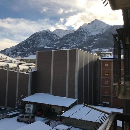 Appartamento incantevole Aosta Esterno foto